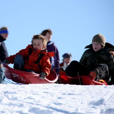 kids race sleds